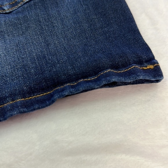 Indigo Rein Dark-wash Mildly Distressed Five Pocket Jean Shorts Jr. Size 13 - Picture 6 of 7